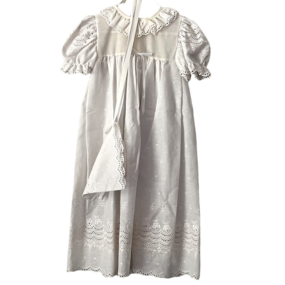 Alexis USA White Eyelet Christening Gown Size 9 Months With Matching Bonnet
